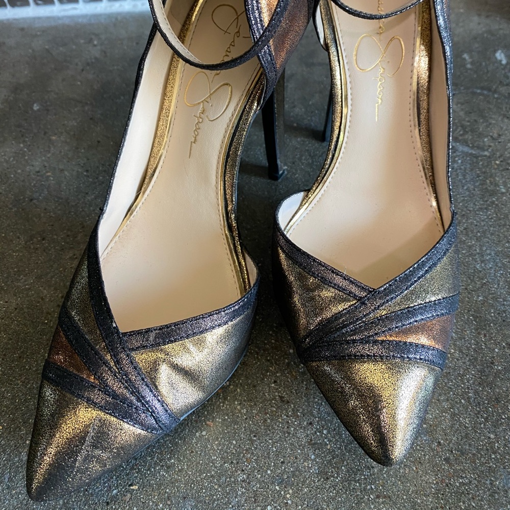 Jessica Simpson Metallic Color-block Pumps